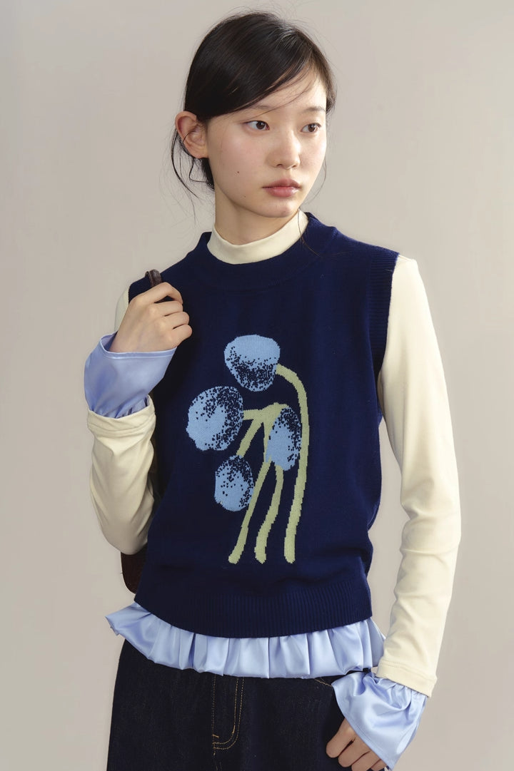 'Tulip Cream Puff' Vest
