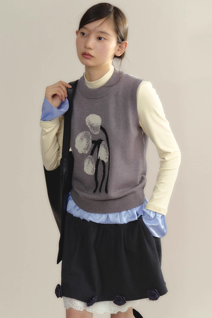 'Tulip Cream Puff' Vest