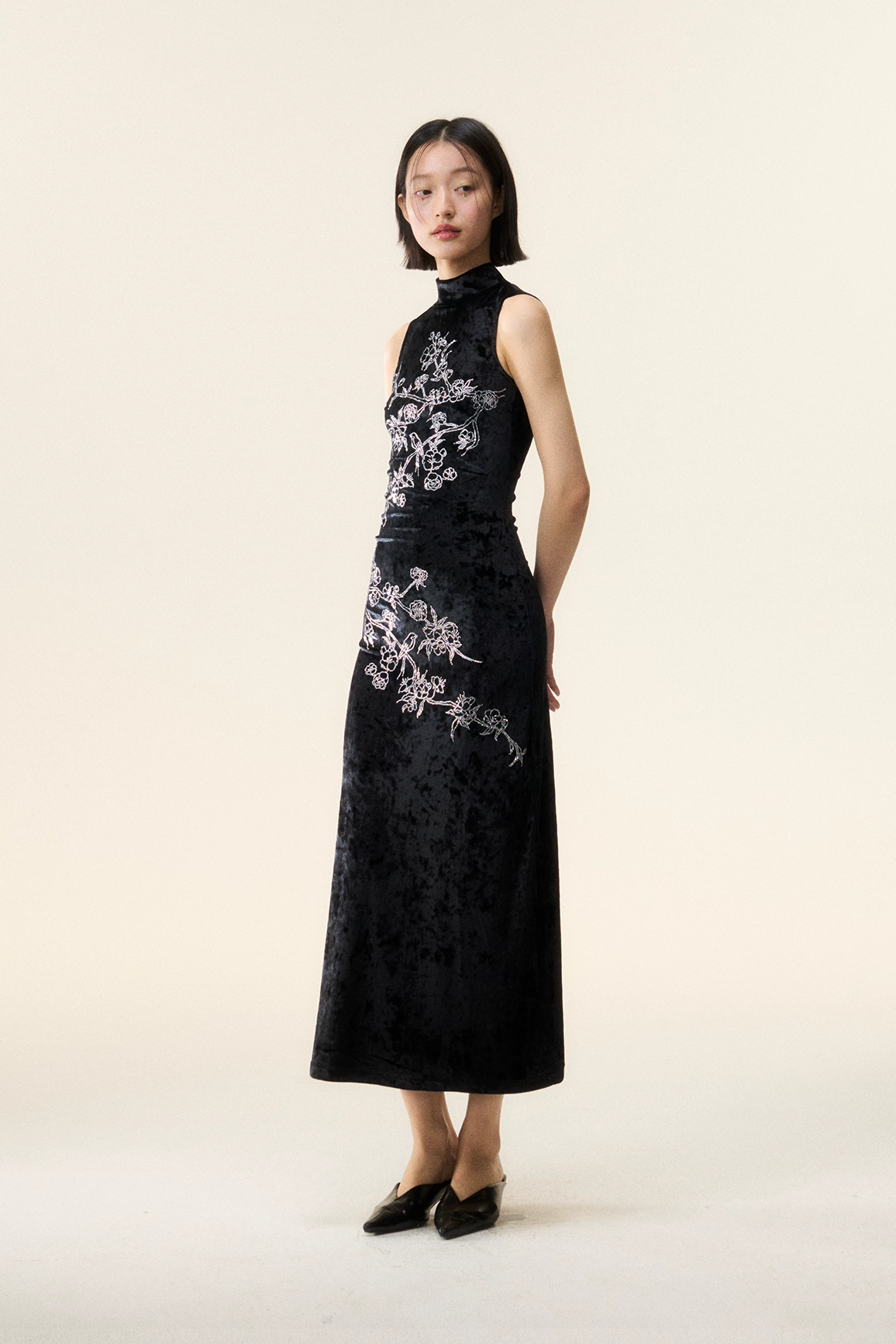 'Radiant Jade in Spring Sunlight' Qipao Dress