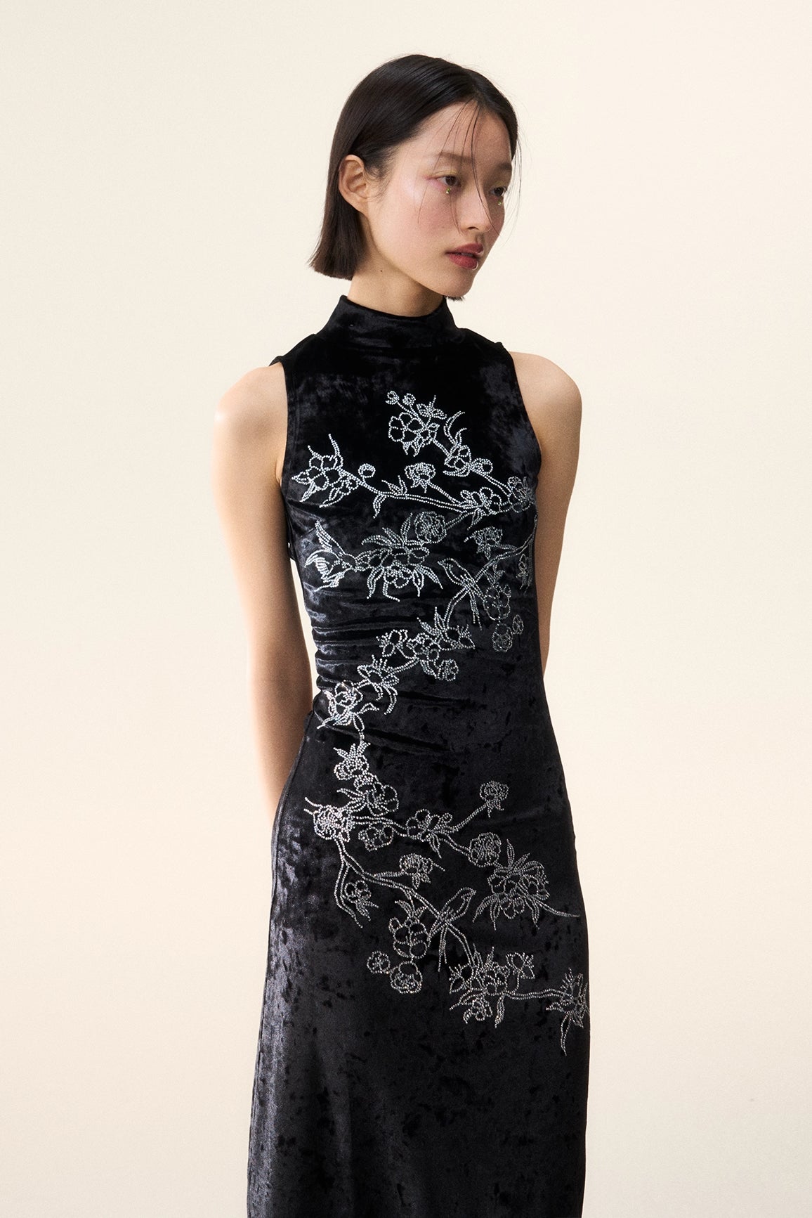 'Radiant Jade in Spring Sunlight' Qipao Dress