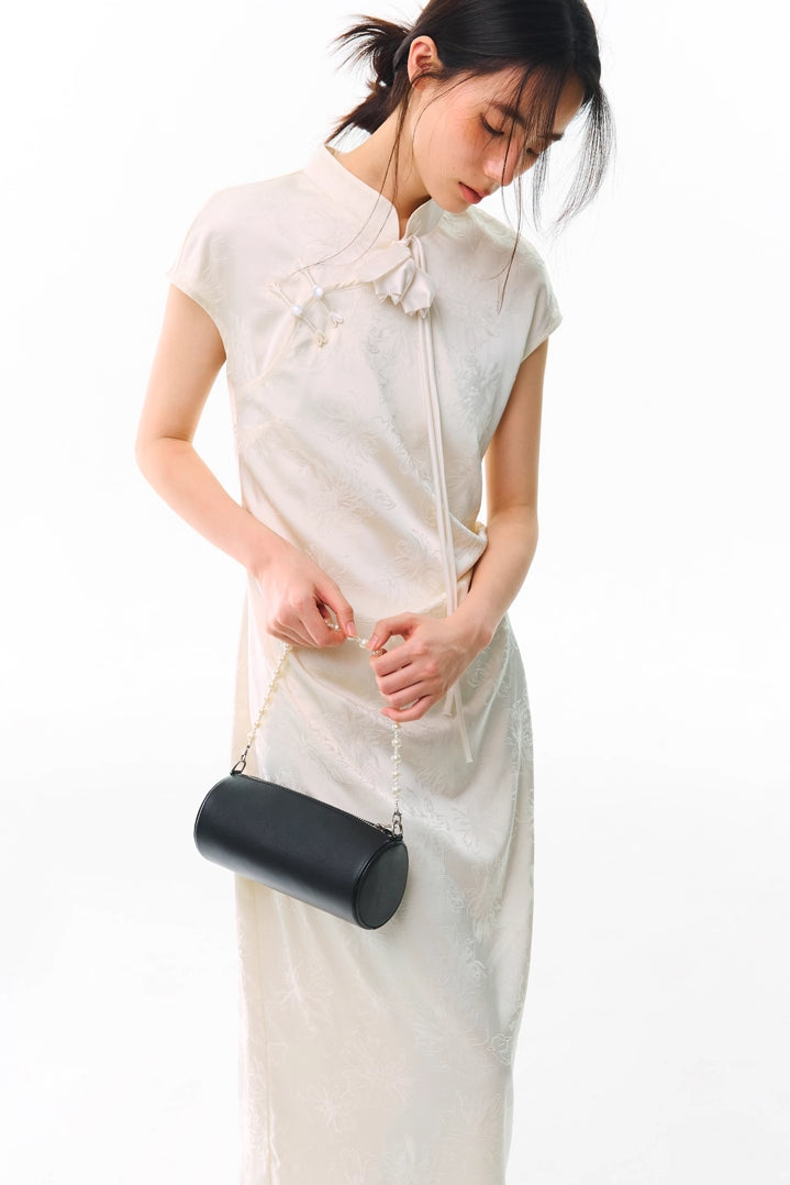 'Pure Sound' Qipao Dress